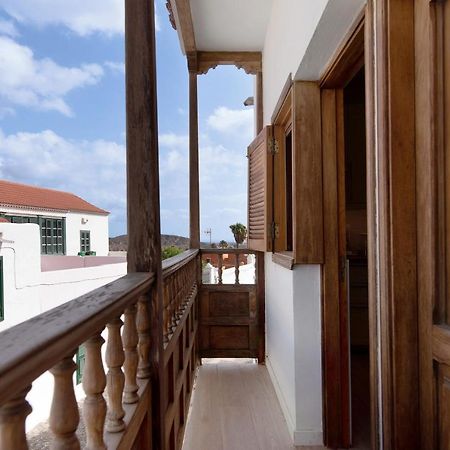 Balcon De Porteria Telde Buitenkant foto